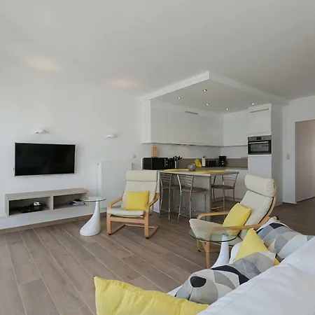 V7 Apartment Ostende